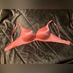 Victoria’s Secret brand , Biofit push-up, 34D, pretty silky feeling bra